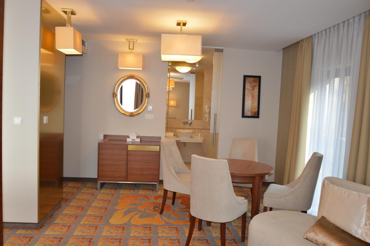 Hotel Via Baltica Łomża 外观 照片